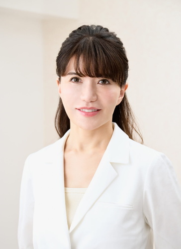 坂井万里医師の画像