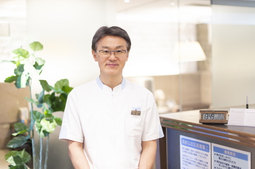 青山健一医師の画像